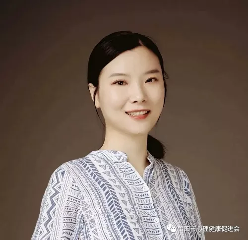 国家二级心理咨询师--蔡老师